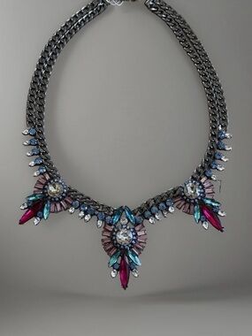 NEW Crystal Statement Necklace Gemma Layne Gunmetal Tone Multicolor Curb Chain